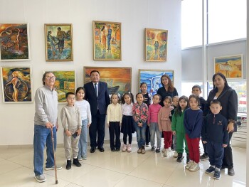 художник Аманжол Бисенбаев (1)