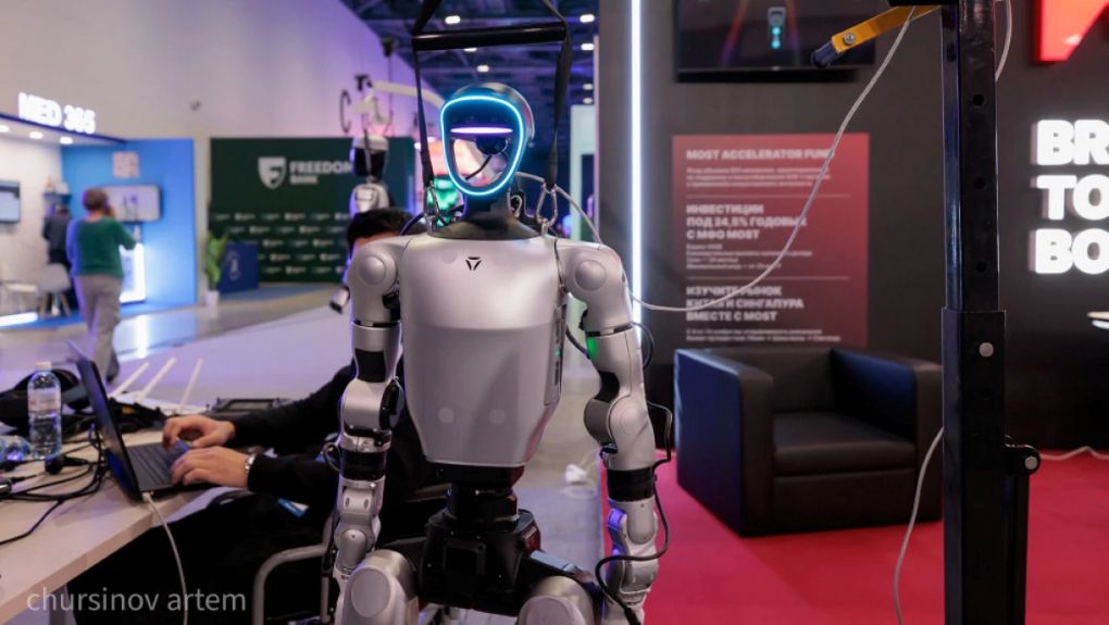 Толық метражды орыс порно фильмдері Мен Красногорскіде эротикалық массаж жасаймын.