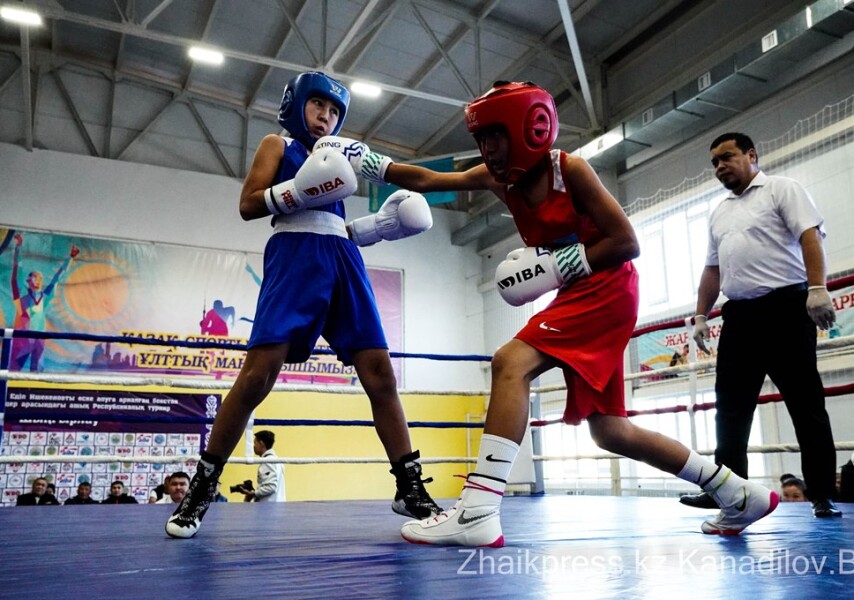 Үлкен сиськи бар лездік порно