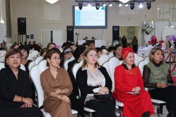 Іскер әйелдер (7)