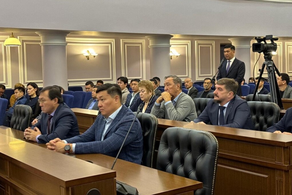 Вице-министр строительства (6)