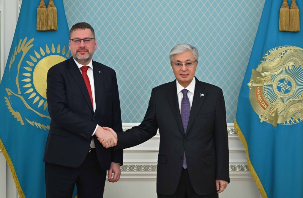 e527915c-0ebb-4fc8-8aa0-494642aff252