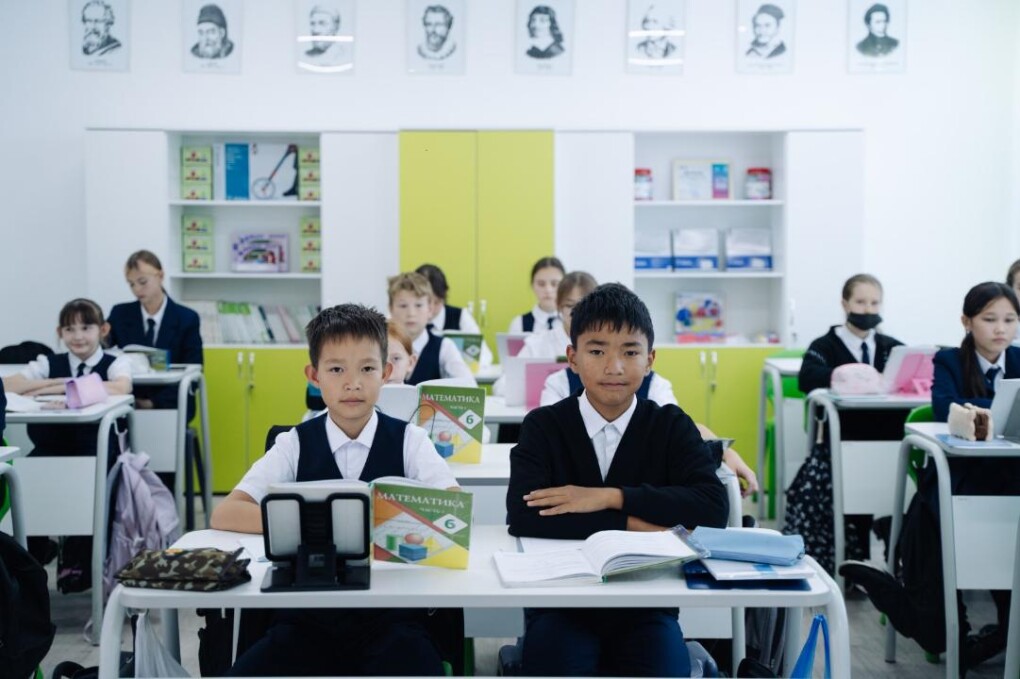 _gluster_2025_11_12_aeaa21a3ec65aaf96f4c855975c9f7a2_1280x720 (1)