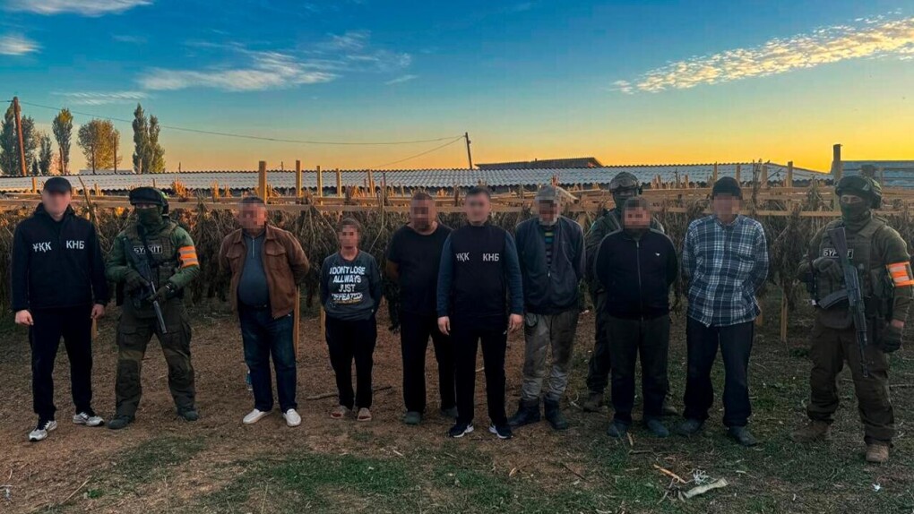 _gluster_2025_11_17_0bbadf3c952da5401419b9c3dc5fd881_1280x720