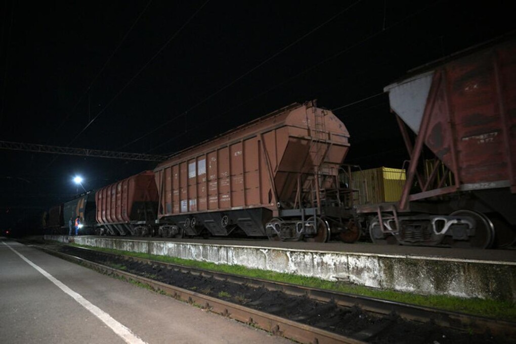 _gluster_2025_11_18_c7773e3b9aee174e6f4d4799b4466047_1280x720