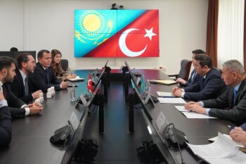 _gluster_2025_11_18_f51d228e11a38a12672a37e7612c3d5c_1280x720