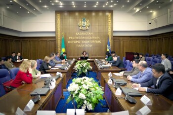 _gluster_2025_11_26_09431880f810339cfdedfef16f1915da_1280x720