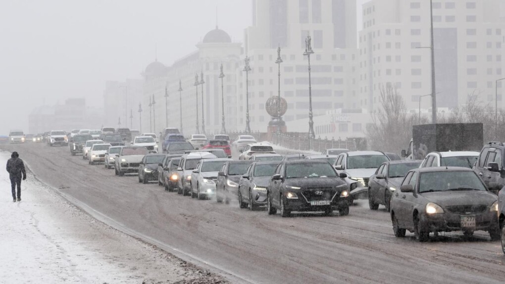 _gluster_2025_11_7_0f30bcd9b888a82b9761de82d8b98529_1280x720