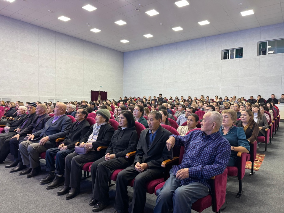 image-14-11-25-10-03-2