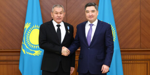 Жұмысшы мамандықтары жылы: Президент атынан Қазақстанның энергетика кешені қызметкерлері мен ардагерлеріне наградалар табыс етілді