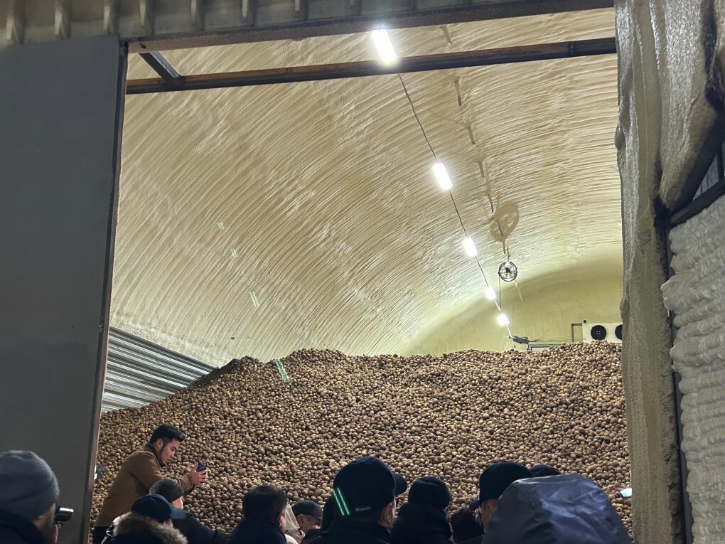 8c1dfb40-300a-473e-a3be-8a63fb486eac