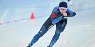 Конькобежка Надежда Морозова завоевала 