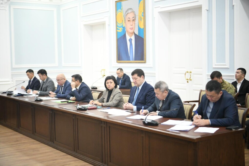 аким - совещание паводок (2)