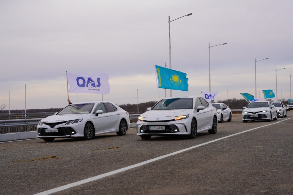 b2e772e2-3fe0-4b66-a65e-3f8bfc66a4c8