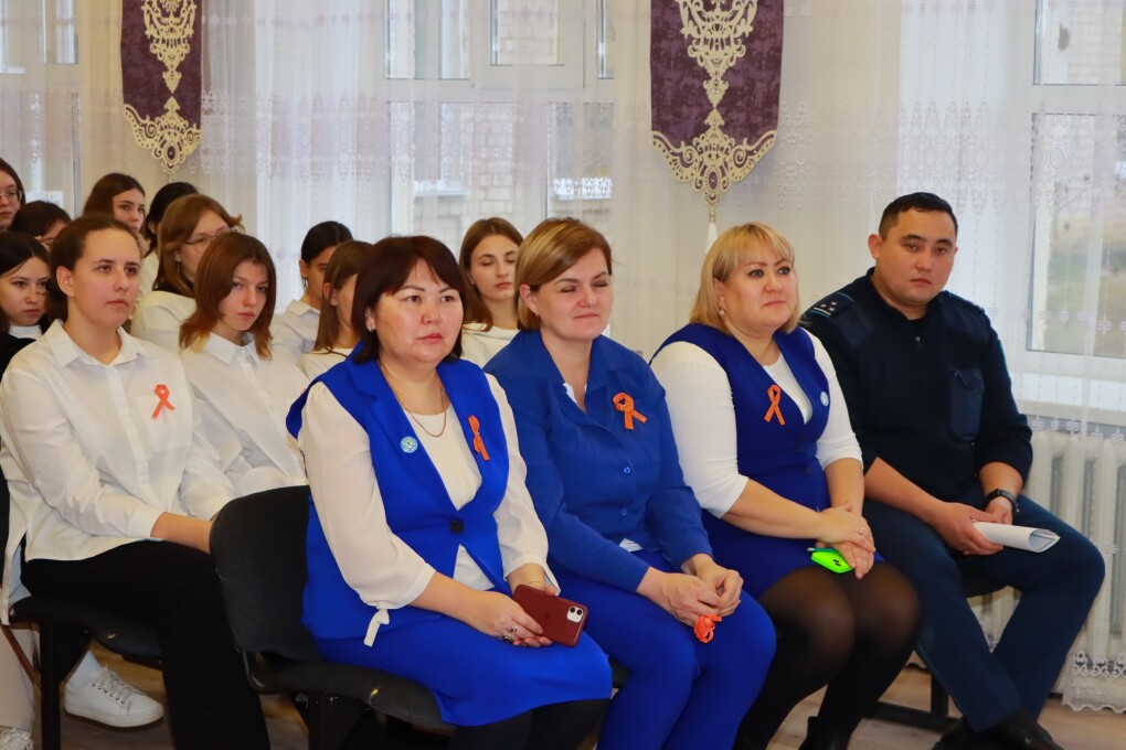 d7a596b9-04c8-4537-a6c2-d0f03c37cf4e