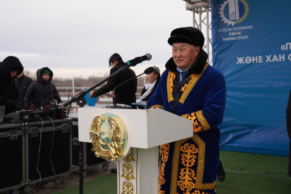 dc6b25de-65a6-469e-9376-ae1f6ea56cec