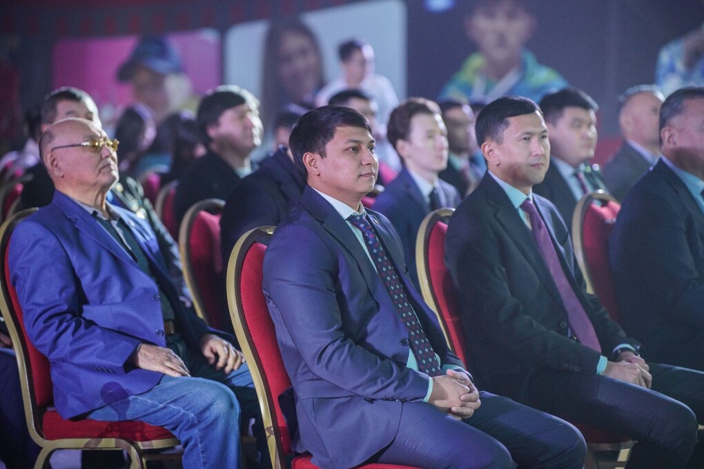 f2edd567-ac89-45ae-b8b3-574cade42b33