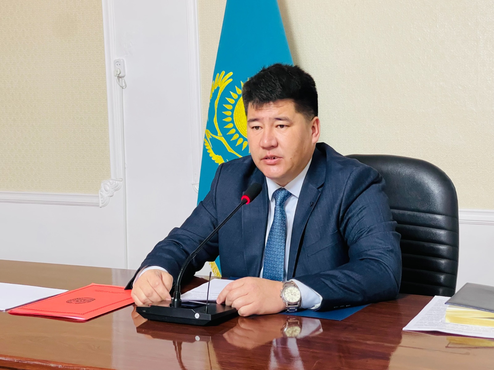 f5e51561-abc9-4d7d-b8f7-c771ac4f223c