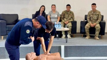 _gluster_2025_12_12_2cf61d4e7415fe46c6fd11cd6d150812_1280x720