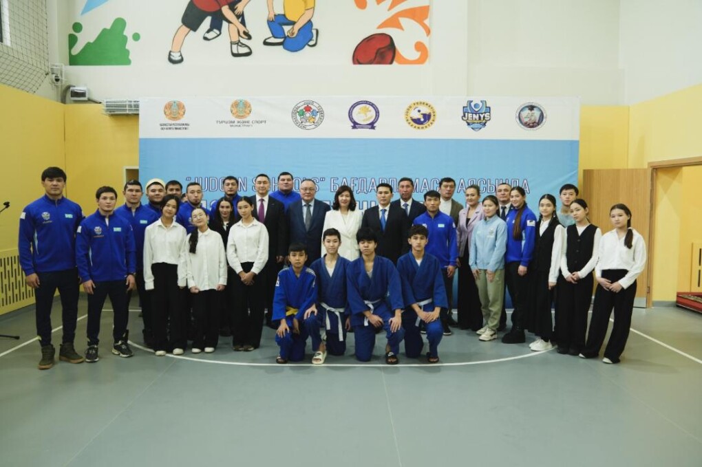 _gluster_2025_12_15_944c6e8a9938d3e4e66cf6b244ffd184_1280x720