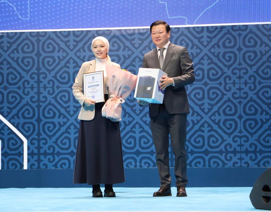 _gluster_2025_12_24_c31a7822295db19eb79d5be1da824c70_1280x720