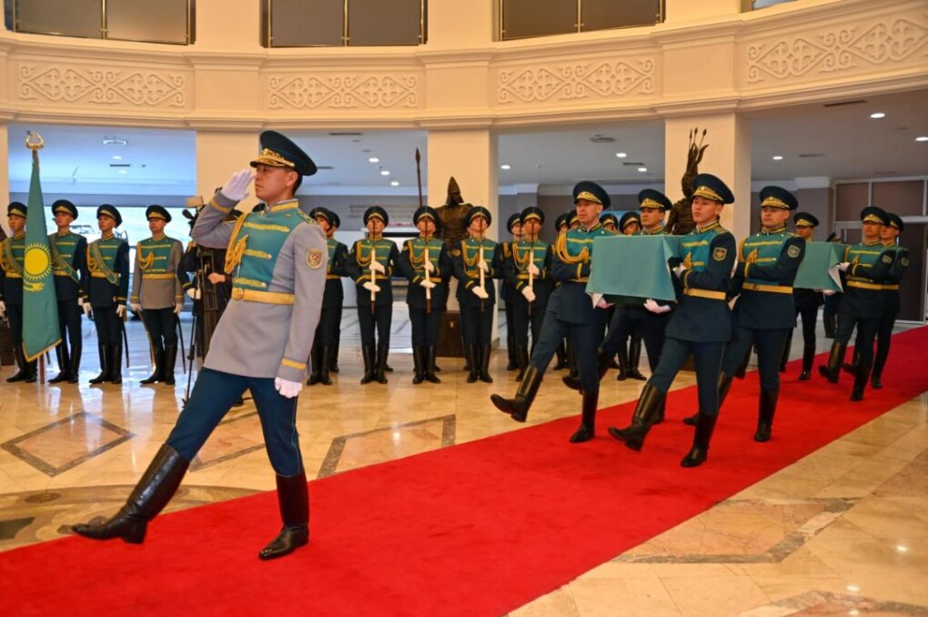 _gluster_2025_12_25_9bff8b0a7ddd78bad5cb774fe9d79d9c_1280x720