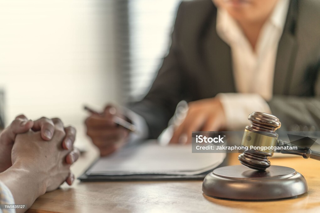 Victims claim with a lawyer about unfair contracts in purchasing homes