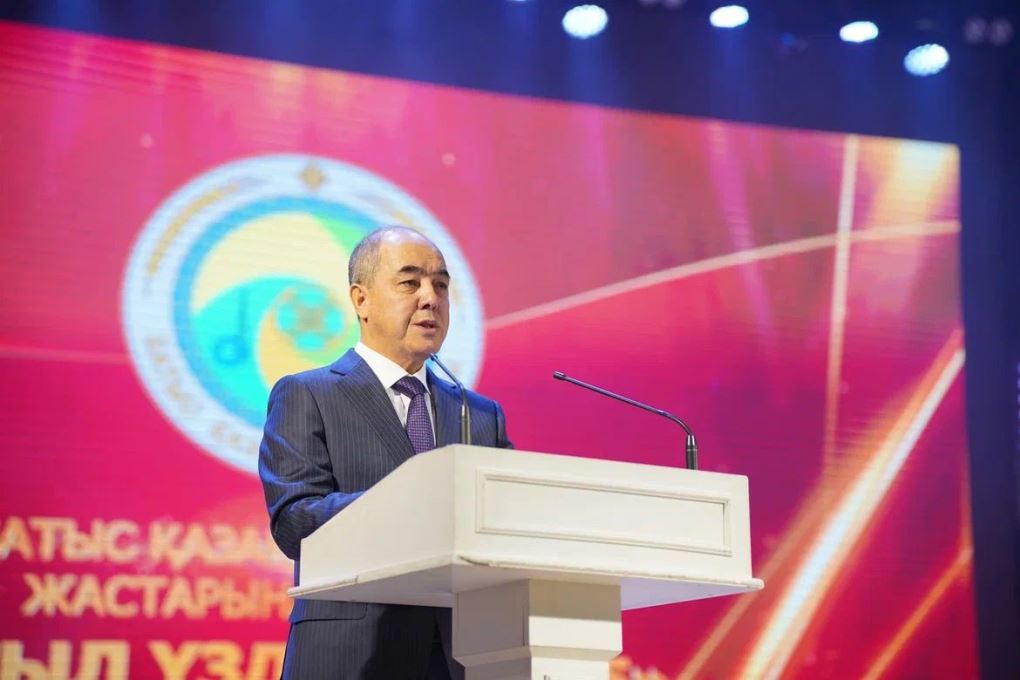 жыл үздігі (1)