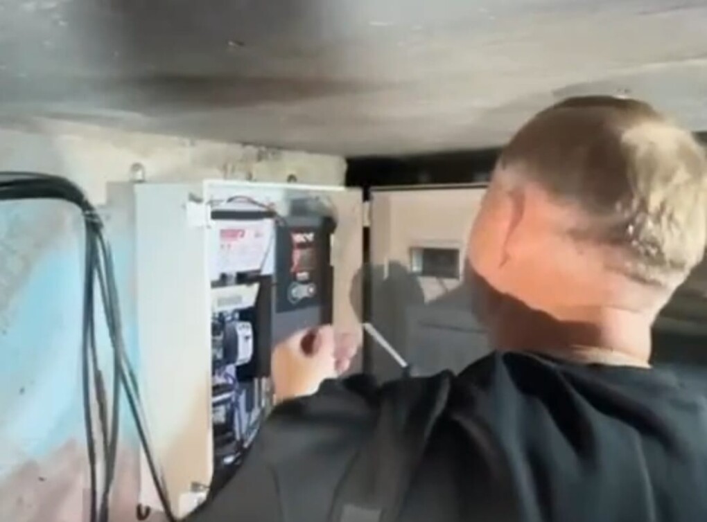 0ffb9b2e-500e-4d41-8265-d21af3c818f1