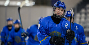 Казахстанские хоккеистки выиграли третий матч на юниорском чемпионате мира