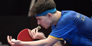 Алан Курмангалиев завоевал две медали на турнире по настольному теннису в Катаре