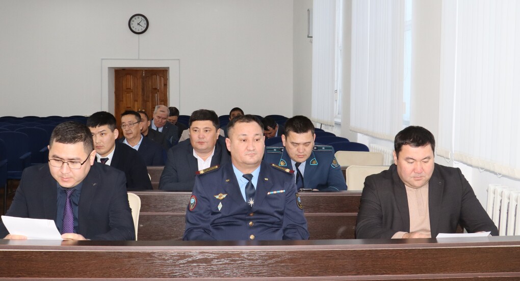 Алқалы жиын (1)