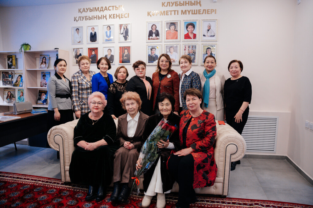 Бирганым Айтимова (18)