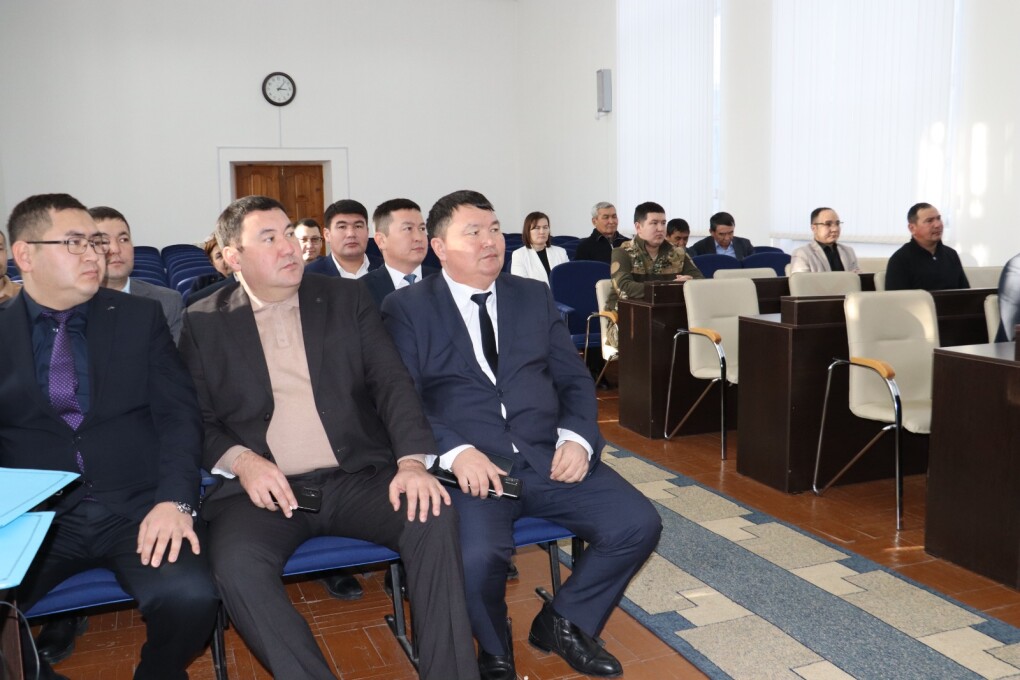 төтенше отырыс (2)