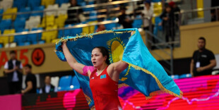 Жамиля Бакбергенова завоевала золотую медаль на международном турнире по борьбе