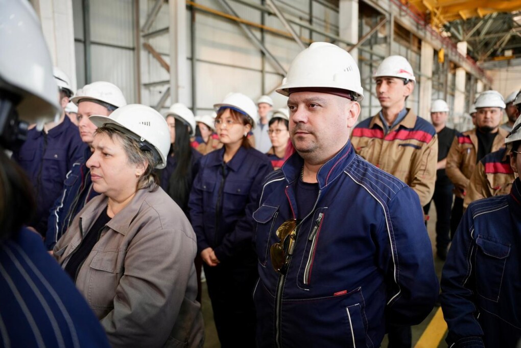 2dbb5d5e-362b-4a45-b26c-7c1b667de53d