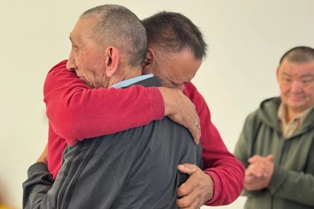 52074027-27da-4d46-8bac-16b9cf9b0e19