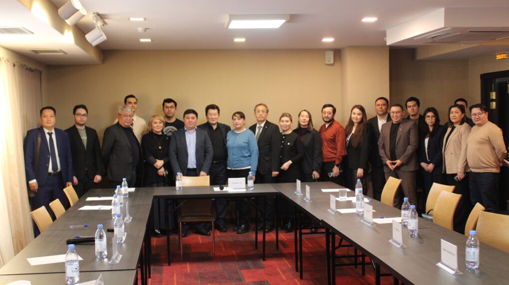 83113758-4b20-4573-a560-0afc1c788951