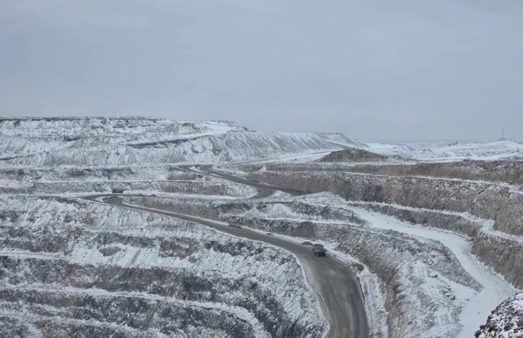 9fe934bb-6fbc-48c3-b3d9-28f9fea6b895