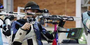 София Шульженко с рекордом мира выиграла чемпионат Азии по пулевой стрельбе