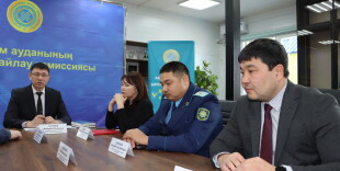 Дүниежүзілік сайлау күніне орай Сырым ауданында дөңгелек үстел өтті