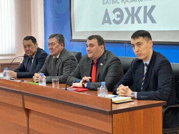 c8715114-ef5c-4681-a151-919a783dd7f1