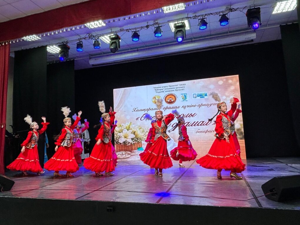 e9cbcca8-057f-484e-be64-58932911b172