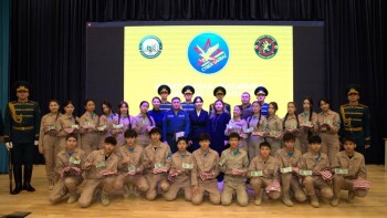 _gluster_2026_2_4_3dc1f046a09abad49b800110cdd5e837_1280x720