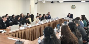 В Минтруда обсудили реализацию Концепции инклюзивной политики с экспертами проекта Сената « Талдау мектебі – Школа аналитики»