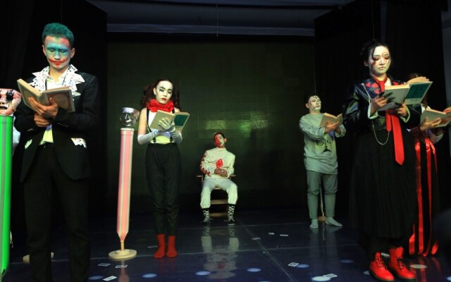 Нелегкая судьба писателя