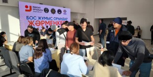 За работой на ярмарку