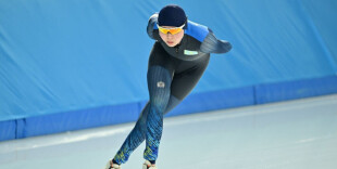 Команда Казахстана по конькобежному спорту завоевала 