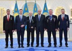 Президент Қасым-Жомарт Тоқаев Ерванд Ильинскийге «Қазақстанның Еңбек Ері» атағын тапсырды