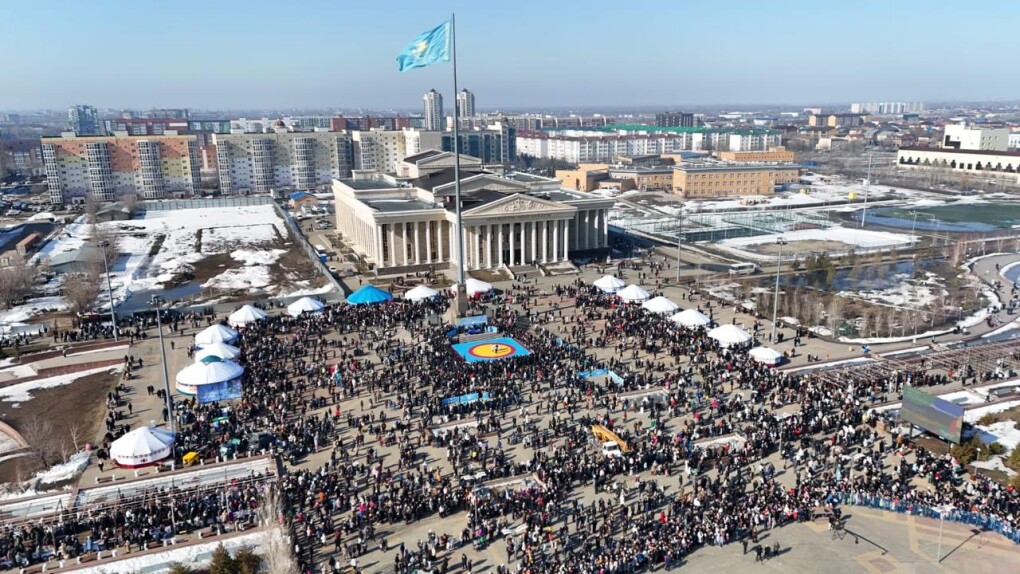 1a0c01b9-c588-49c7-99a4-098cb47a3053